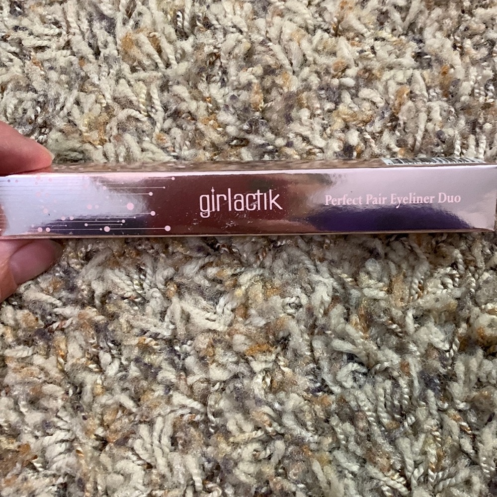 New in box Girlactik Perfect Pair Eyeliner Duo in perfect browns